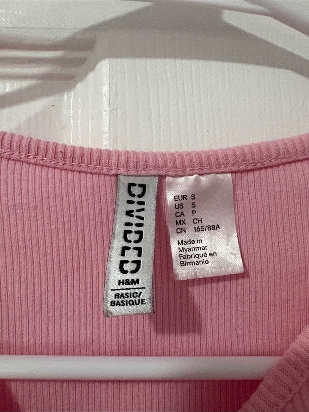 Basic Ribbed Pink Crop Top - Picture 2 of 2